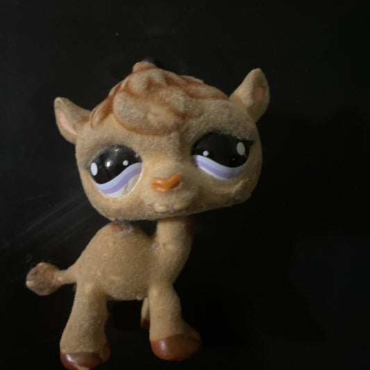 Littlest Pet Shop LPS Fuzzy Brown & Tan CAMEL #997 Blue & Purple Eyes Flocked