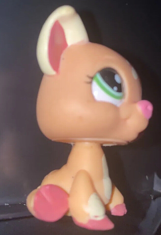 Littlest Pet Shop~#1595~Pig Piglet~Barkery~Green Eyes