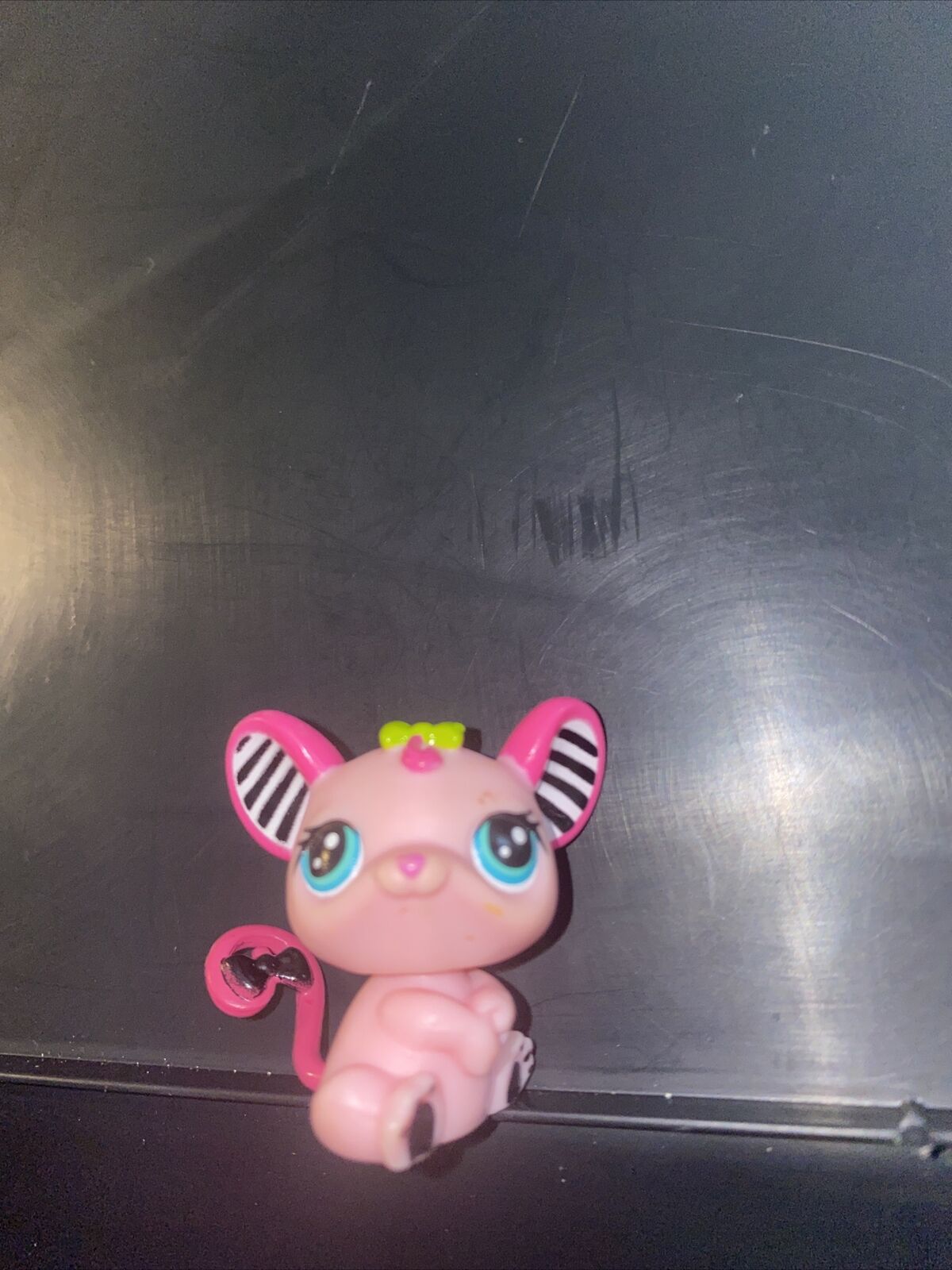 Littlest Pet Shop~#2165~Speedy Tails Mouse~Pink~Striped Ears~Blue Dot Eyes