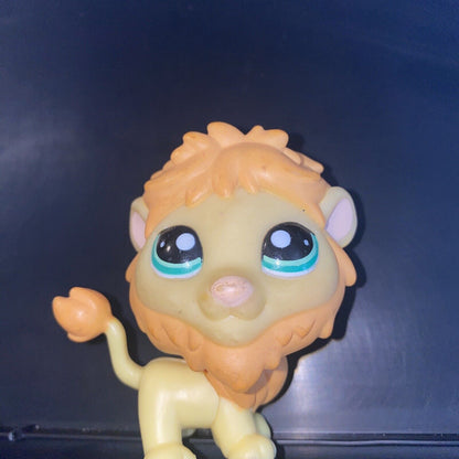 LPS #1004 Lion Littlest Pet Shop Yellow Orange Pale Green Eyed Lion Big Cat