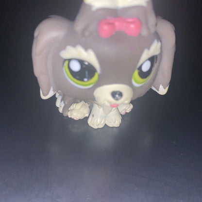 AUTHENTIC Littlest Pet Shop  1523 Dog with little house Mail Station LPS