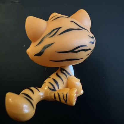 RARE Littlest Pet Shop #905 Orange Bengal Tiger /Cat W/ Brown Eyes Retired Toy