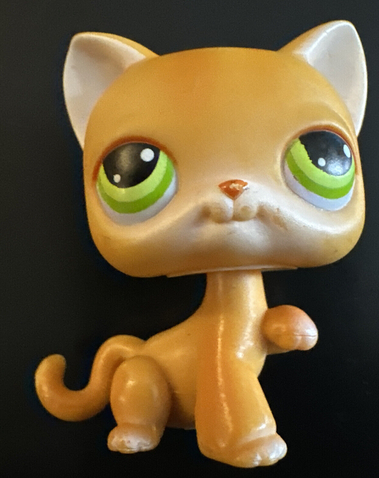 Hasbro Littlest Pet Shop LPS #11 Orange Shorthair Cat Paw Up 2004