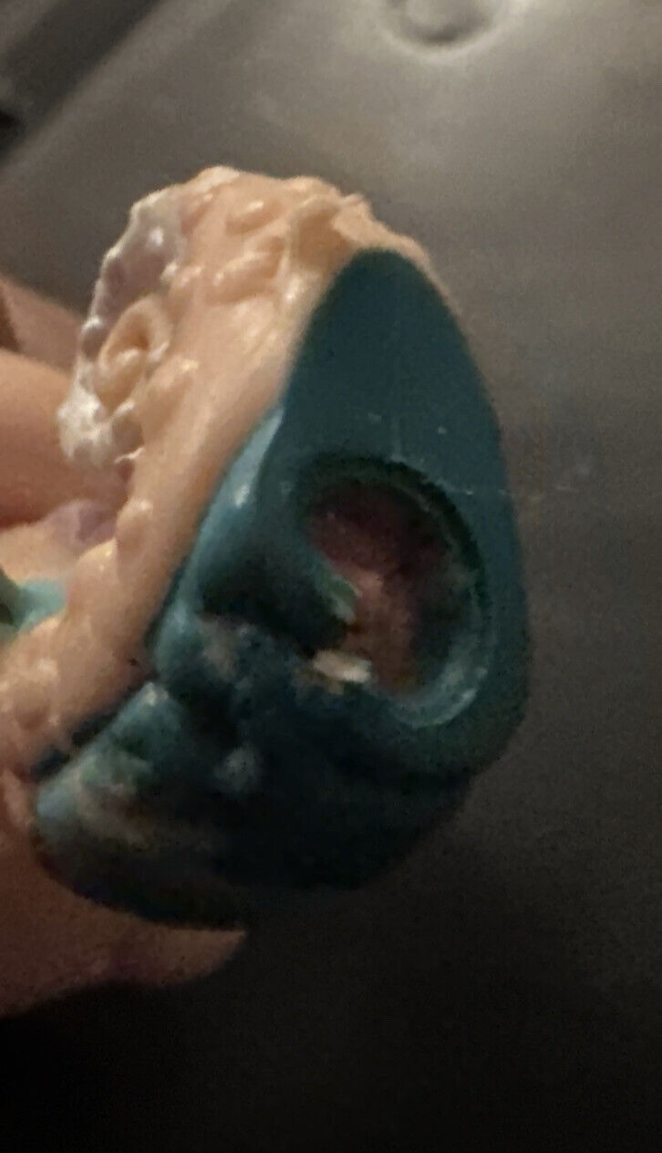 Littlest Pet Shop Seahorse 142 Bottom Looks Like It Was Bit By Dog.